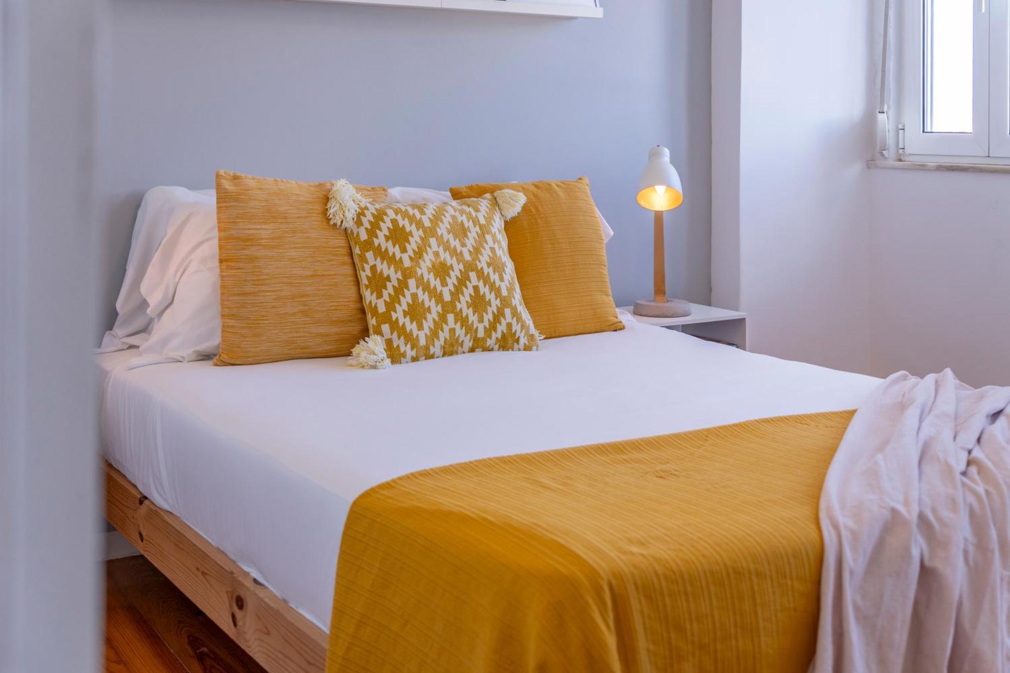 Superb Apartments Overlooking Graca In ลิสบอน ห้อง รูปภาพ